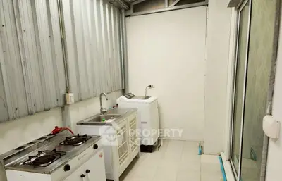 Screenshot 2026-04-19 001858.png