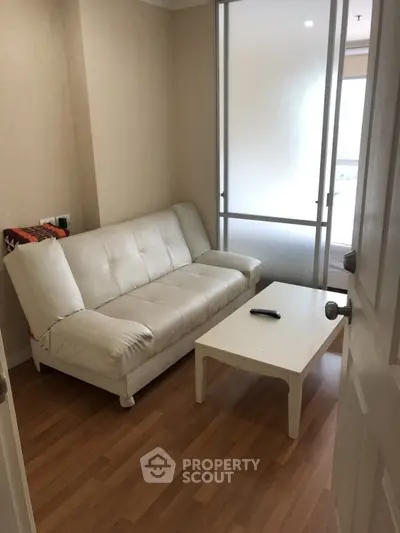  1 Bedroom Condo at Lumpini Place Rama 4 Kluaynamthai-3