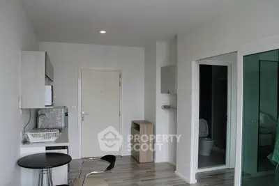  1 Bedroom Condo at The Key Sathorn Ratchapreuk-5