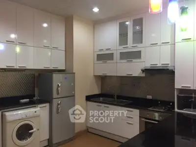  2 Bedrooms Condo -5