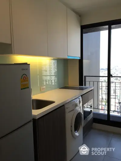  1 Bedroom Condo at Urbano Absolute-4