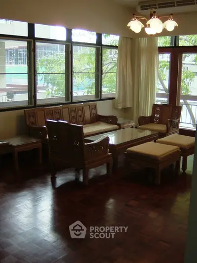 image_rental-31631667