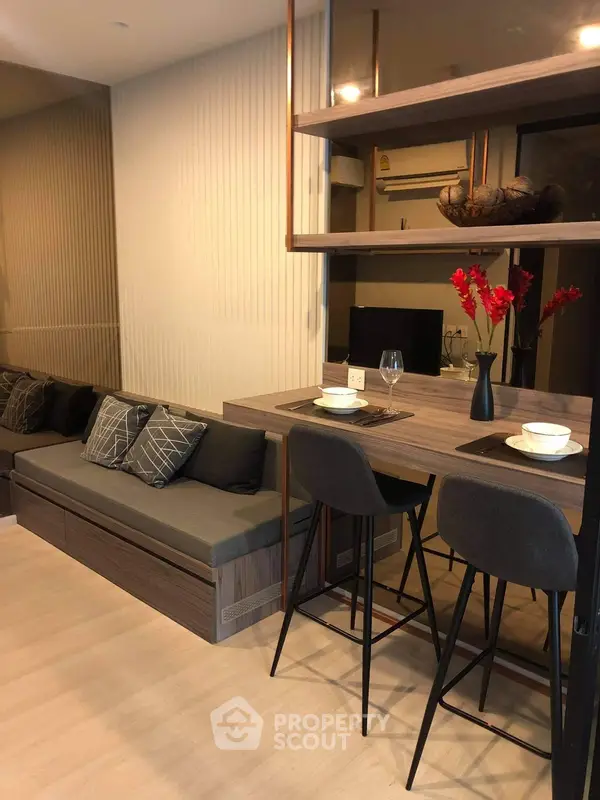 image_rental-5480355