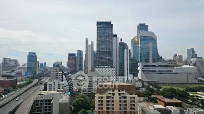 Stunning cityscape view showcasing modern skyscrapers and urban architecture.