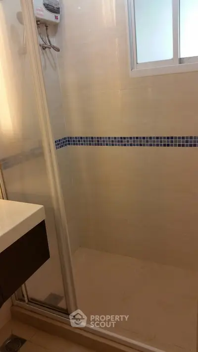  1 Bedroom Condo at Life Sukhumvit-4