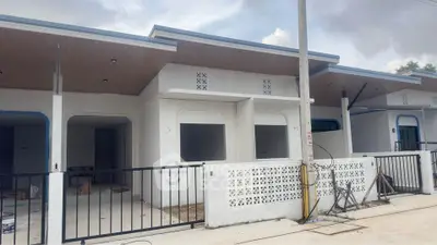 Modern single-story homes with sleek design and gated entrances, perfect for contemporary living.