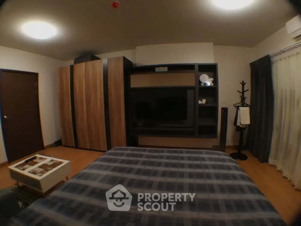  1 Bedroom Condo -1