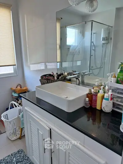 image_rental-29681865