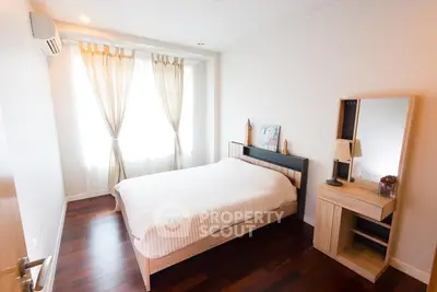  1 Bedroom Condo at Circle Condominium-2