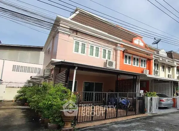 image_rental-6918323