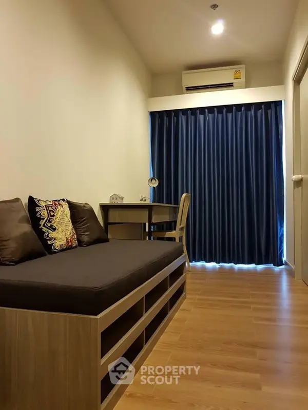 image_rental-10110177