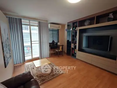 image_rental-26826309