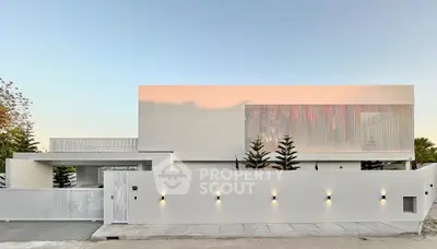 image_rental-28455859