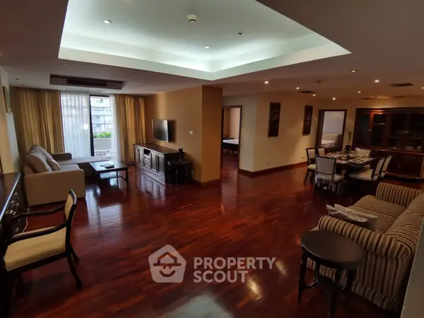 image_rental-5281871