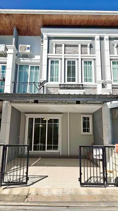 image_rental-29050603