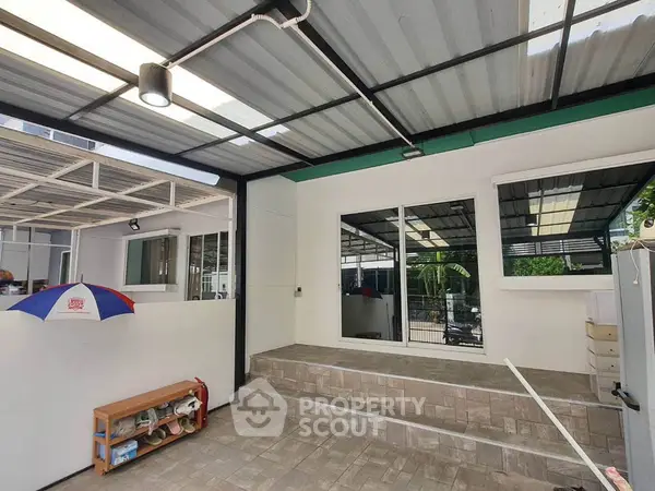 image_rental-30691502