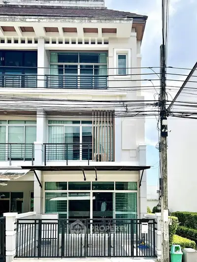 image_rental-27598443