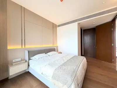 Luxurious modern bedroom with elegant design and cozy ambiance