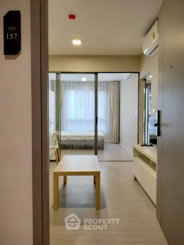 image_rental-27753073