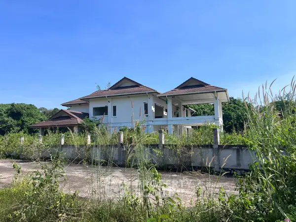 image_rental-15517607