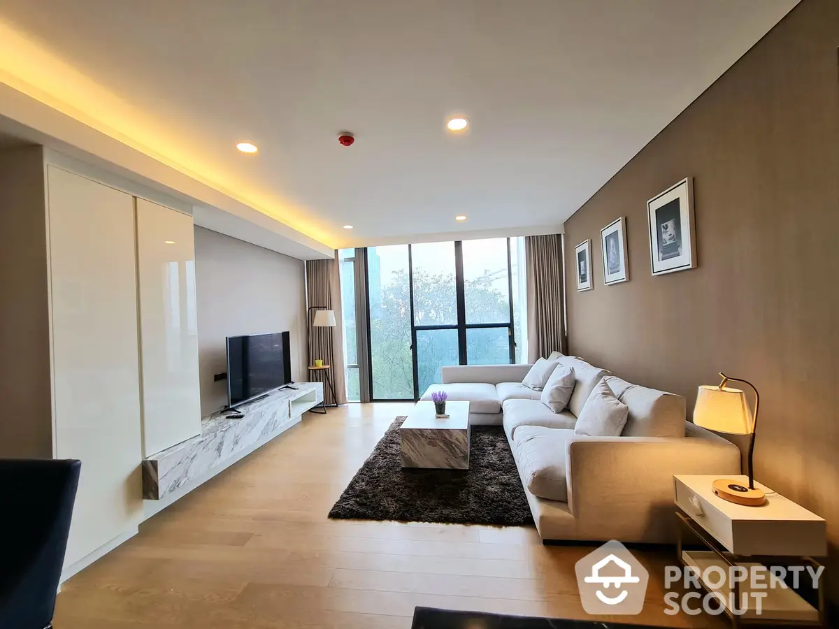  2 Bedrooms Condo at Siamese Exclusive Queens-1