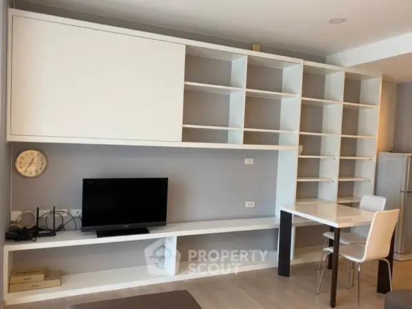 image_rental-13090522