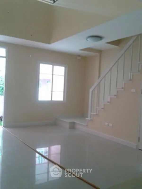 image_rental-31778071