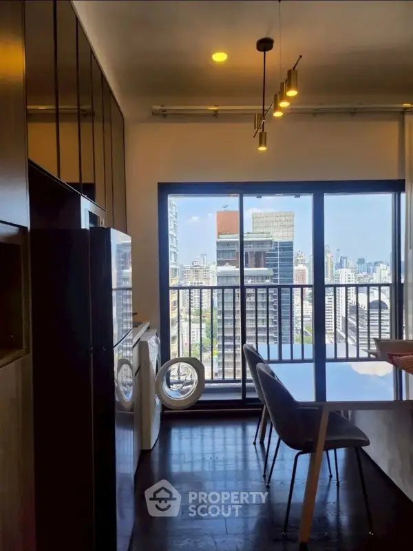 image_rental-25544460