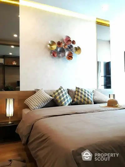 Fully Furnished 1 Bedroom Condo at Q Chidlom Petchaburi-8