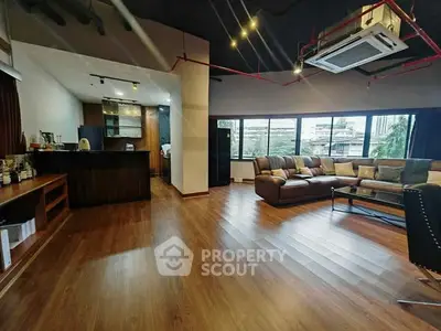 image_rental-29434726