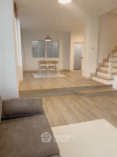 image_rental-29771595