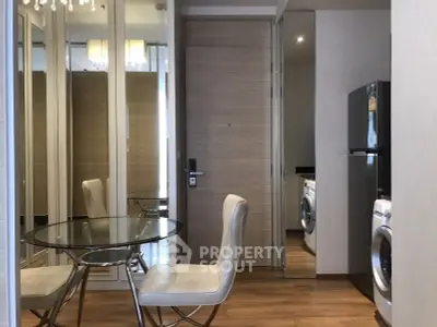  1 Bedroom Condo at Park Origin Phrom Phong-2