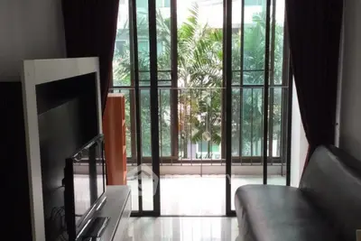  1 Bedroom Condo -2