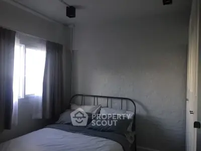 2 Bedrooms Condo at Pathumwan Place Condominium-2