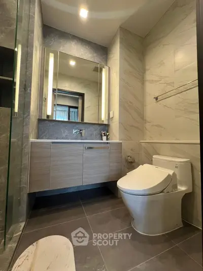 Modern bathroom with sleek fixtures and elegant tile design