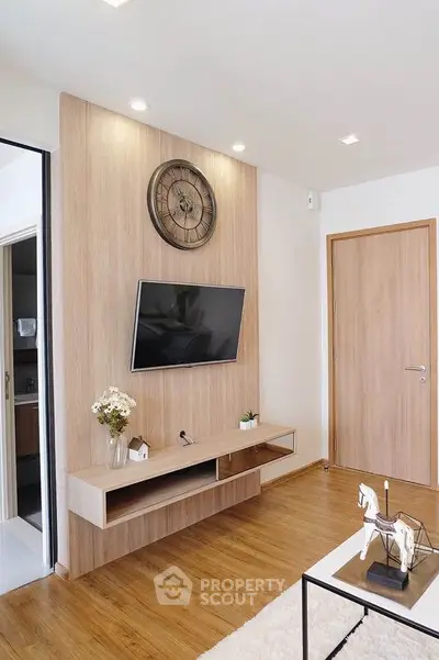 Fully Furnished 1 Bedroom Condo at Hasu Haus Sukhumvit 77-4