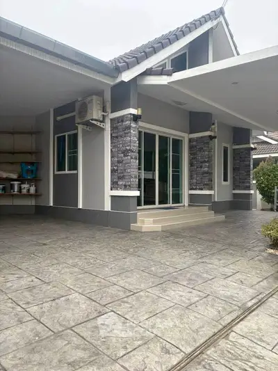 image_rental-31338431