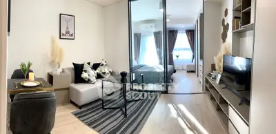  1 Bedroom Condo at Ideo Sathorn Wongwian Yai-2