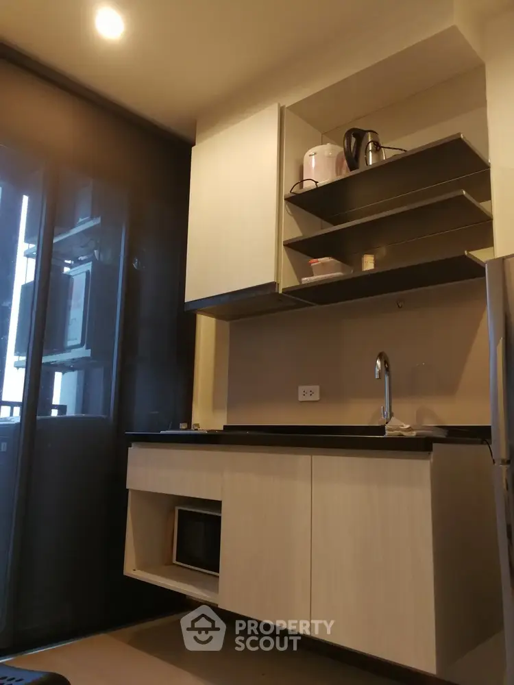  1 Bedroom Condo at The Base Park East Sukhumvit 77-4