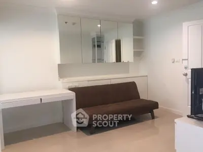  1 Bedroom Condo at Lumpini Place Rama 9 Ratchada Phase 1 2-4