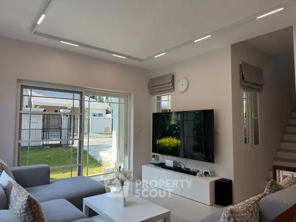 image_rental-28361171