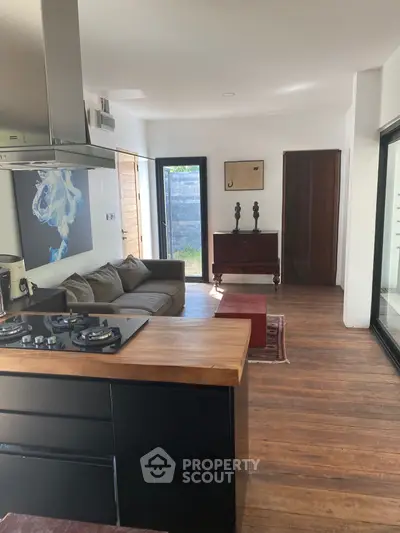 image_rental-29400722