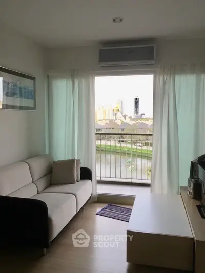  1 Bedroom Condo at The Parkland Srinakarin-3