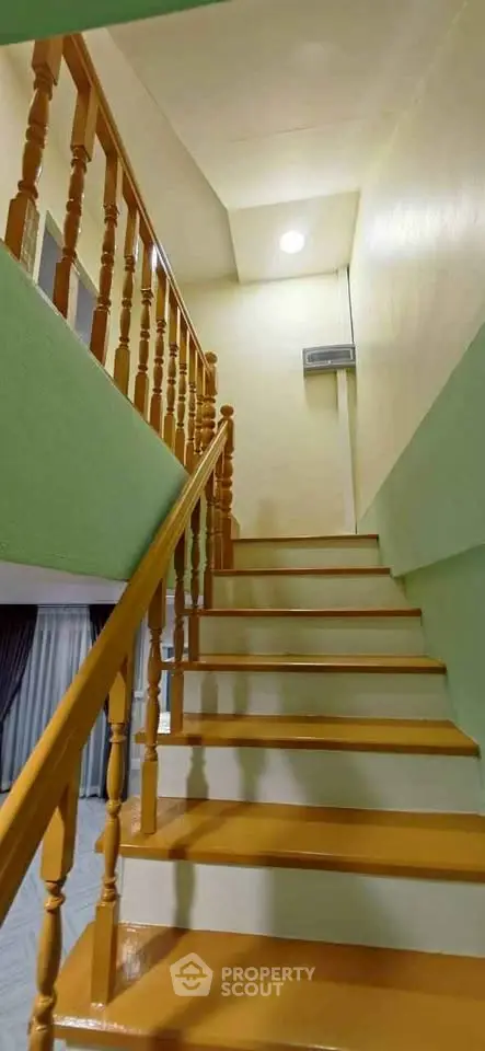 image_rental-31680874