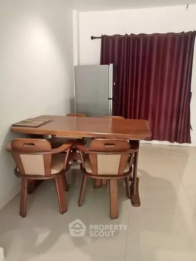 image_rental-29118019