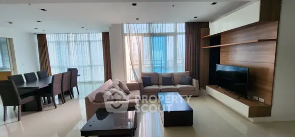 image_rental-30516920