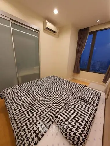 Fully Furnished 1 Bedroom Condo at Equinox Paholyothin Viphavadee Bedroom