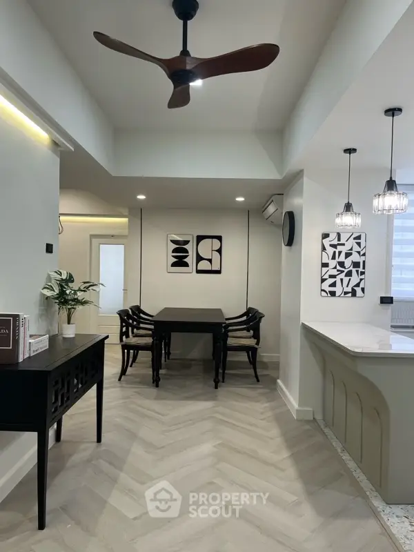 image_rental-30081388