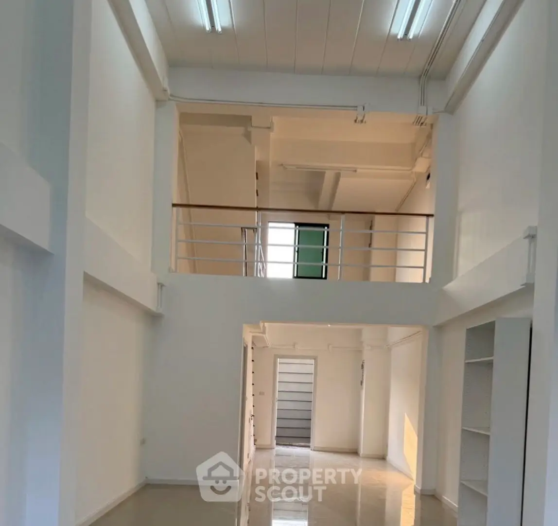 Screenshot 2569-03-26 at 22.47.58.jpg