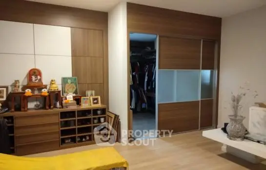 image_rental-6764994